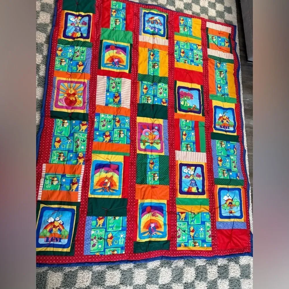 VTG Hand Tied Hand Made Pooh & Friends Disney Multi Color Patchwork Quilt RARE